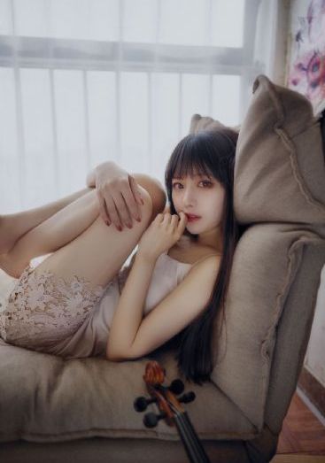 超碰在线人_JVID性感写真