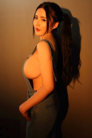 曰批免费视频播放在线看片_4K免费观看电视剧
