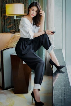 海伦娜满天星三部曲_高清免费在线观看