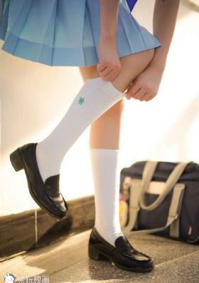 怎样玩男生的小jiji_720在线播放观看